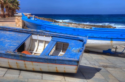 Boats on the Beach at Comino IMG_4027_8_9.jpg Boats on the Beach at Comino IMG_4027_8_9.jpg