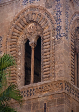 Detail of Tower of Chiesa di S. Maria dell’Ammiraglio, Palermo
IMG_5022.jpg Detail of Tower of Chiesa di S. Maria dell’Ammiraglio, Palermo
IMG_5022.jpg